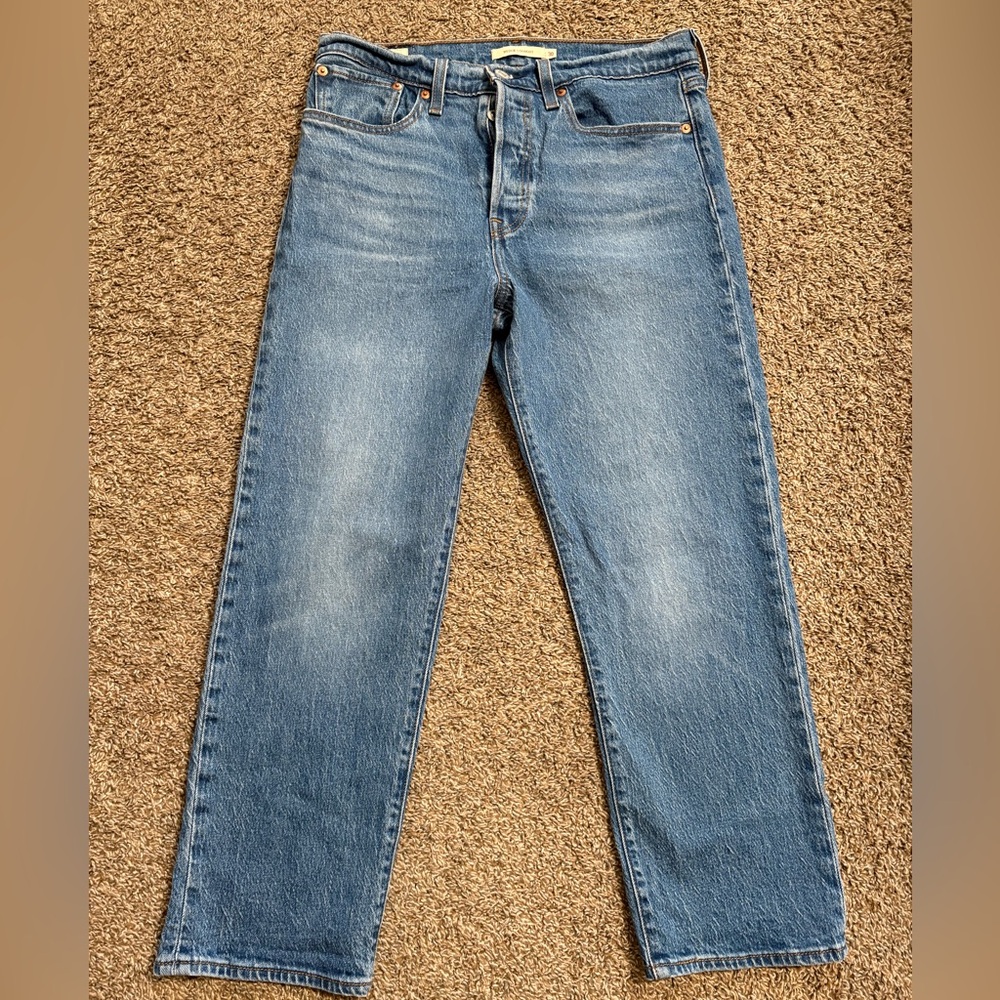Levi's Light Blue Cropped Ankle Jeans
